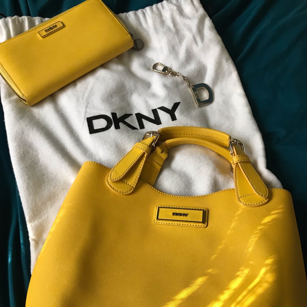 DKNY purse and wallet